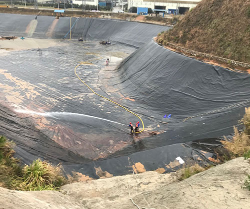 南丰废水池清理